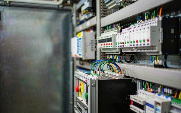 工业以太网与现场总线技术在教学装备中的比重持续上升